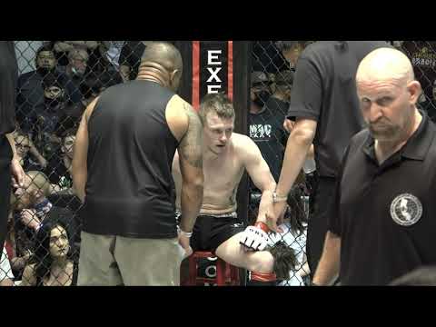 Zhong Luo Cage Fighting Series 01 Kevin Chamness vs Ciaran Saunders.