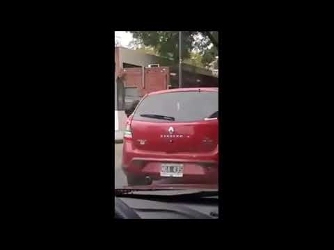 El actor Luis Machín manejaba a alta velocidad, lo filmaron y se bajó del auto enfurecido