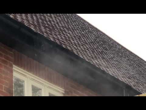 Drain above window 23 Boleyn