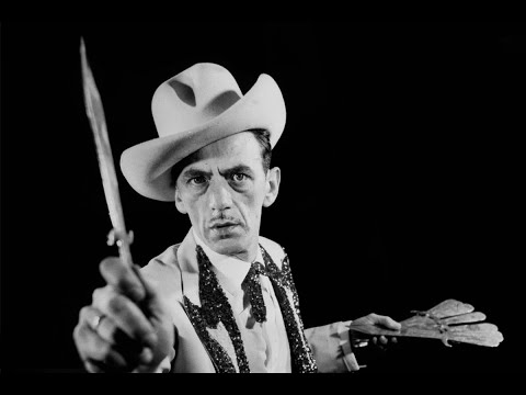 El beso del lanzador de cuchillos