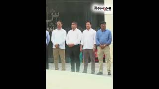 চীন থেকে ফিরেই মা-বাবার মাজারে প্রধানমন্ত্রী | Daily Sakalbela