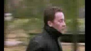 UB40 - Don&#39;t Break My Heart ( Live )