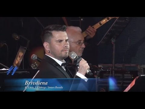 Intars Busulis - Brīvdiena (festivāls Laima Vaikule Jūrmala Rendez-Vous 2015)