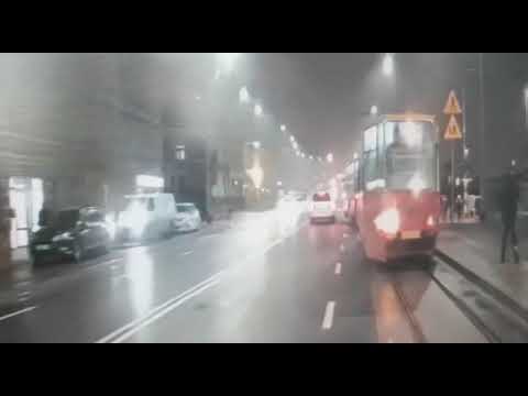 12.12.2022 - Kolizja tramwaju z samochodem osobowym na Chełmińskiej w Grudziądzu