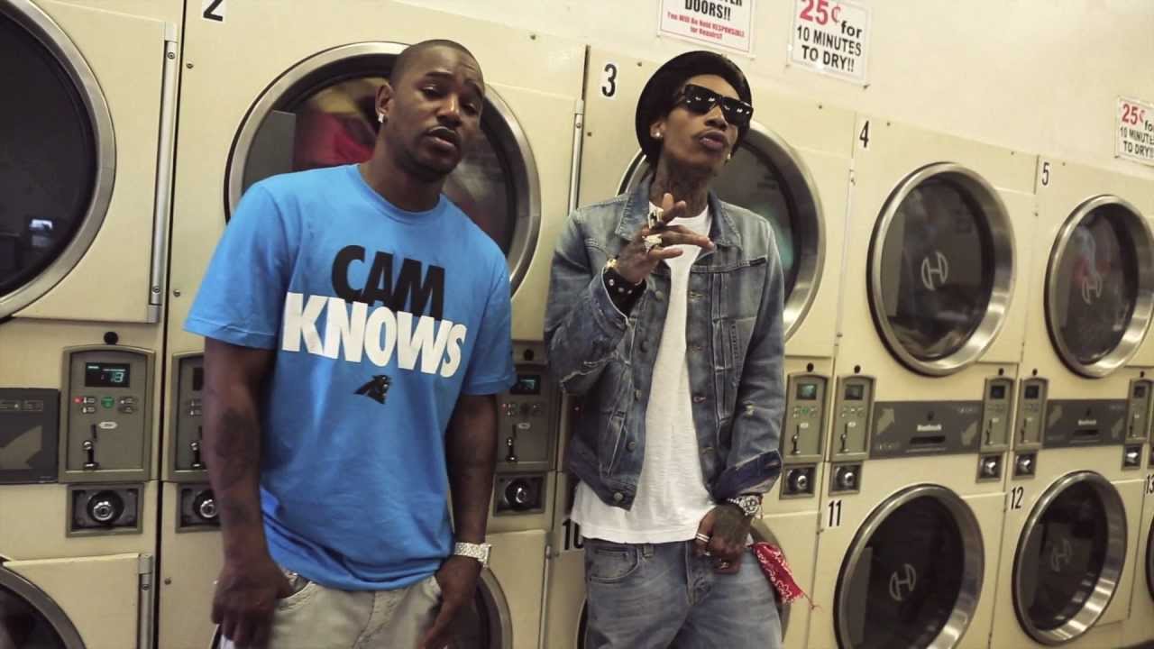 Wiz Khalifa ft Cam’ron – “The Bluff”