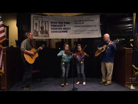 Entertainment 2019 - Fiddling Sisters