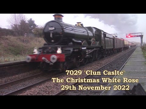 7029 Clun Castle Opens Up Through Small Heath | The Christmas White Rose | 2022