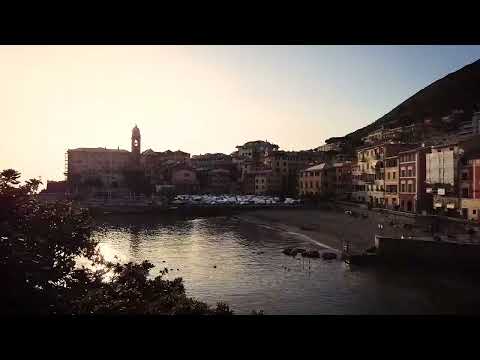 Tramonto  a Genova Nervi