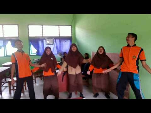 XII IPA 3 MAN 1 METRO - GOYANG DUMANG