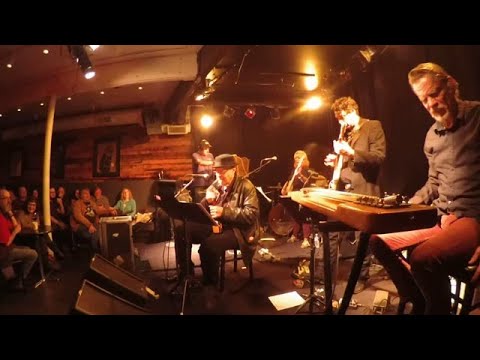 תרבות - Pere Ubu