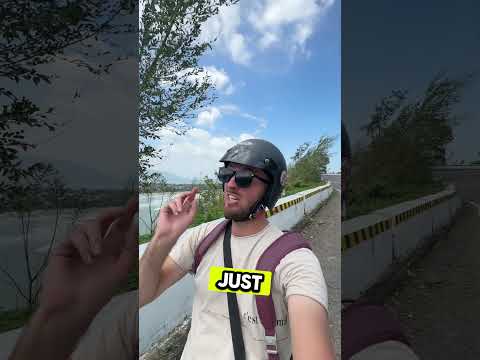 Drove two hours to recreate famous Top Gear Vietnam Special scene 😳🇻🇳 #vietnam #topgear