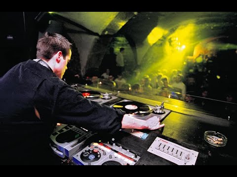 DJ Jiggy @ NYE 2002 Central Eléctrica de Campanhã, Porto Portugal