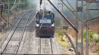 preview picture of video 'Furious Kalyan WDM-3D powers Chennai-Mumbai Express'