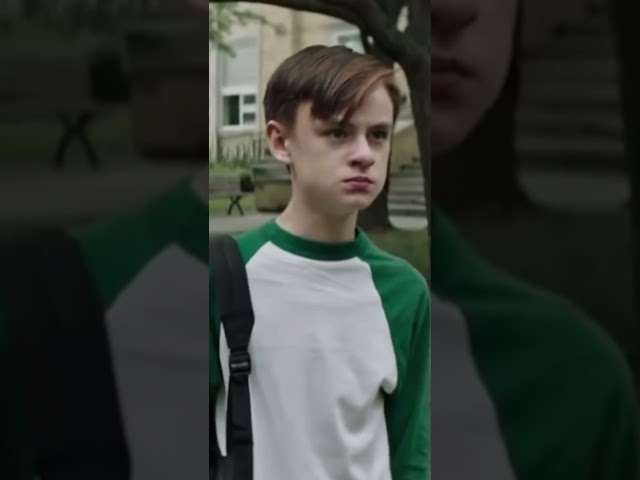 Vídeo relacionado con Power Rangers, Vehículo Deluxe, con Figura de 15 cm, Ranger Rojo - Jason Lee Scott, para niños a Partir de 4 años, PWG04