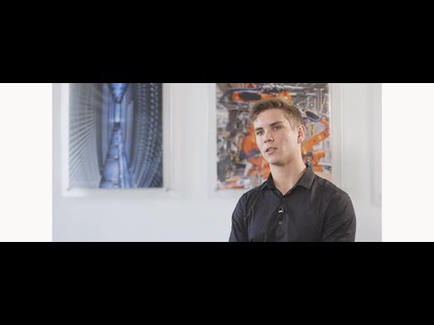 BTEC Business - The Benefits of Studying a BTEC in Business