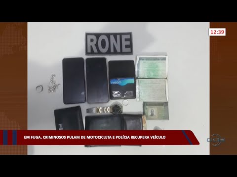 Em fuga, criminosos pulam de motocicleta e polícia recupera veículo 02 02 2023