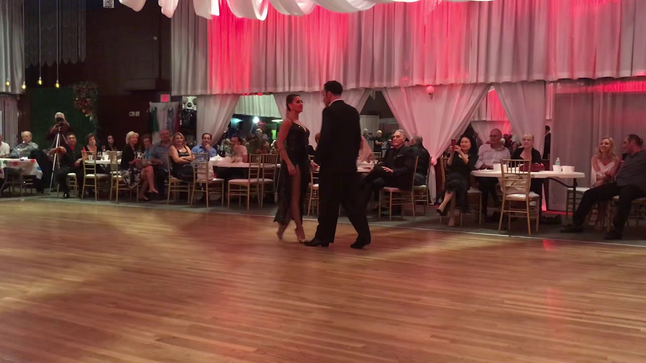 Jeremías Fors & Analía Centurión - Fumando Espero - Milonga La Ideal