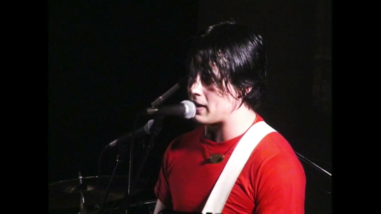 The White Stripes - Dead Leaves And the Dirty Ground (Live at The DIA)