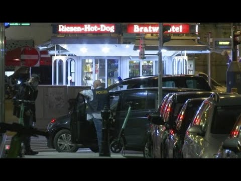 Schüsse vor Synagoge in Wien: Mindestens 1 Toter, mehrere Verletzte