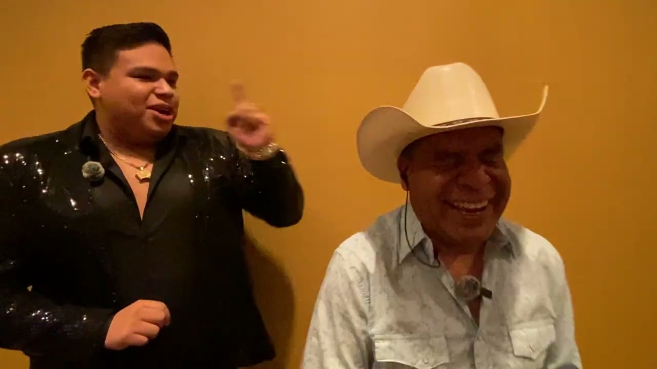 Grupo Insignia (Alex Contreras ) En las Vegas con El Muñeco Cast. 2025