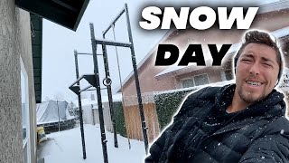 I DIDN'T WORKOUT! | Chill Snow Day Vlog