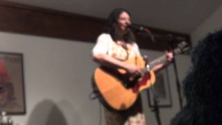 Kris Delmhorst Nov 19, 2011