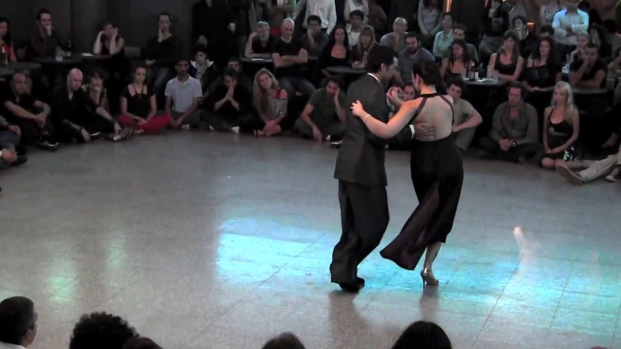 Ovacionados el dia despues de ser campeones mundiales.Facundo de La Cruz y Paola Sanz