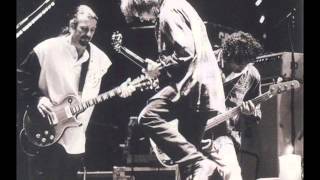 Neil Young and Crazy Horse/Days That Used To Be/ Live at Catalyst Nightclub 11/13/90