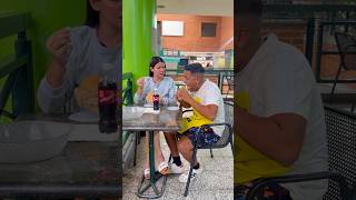 Cuánto te dicen para comer y se confunden 🥺🤓🍔 #shorts
