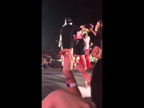 KMF 2015: Ending [Fancam] Part 4 (EXID)