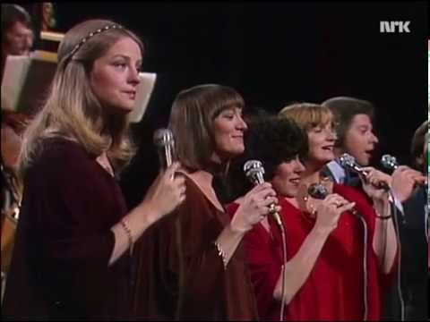 Swingle II (The Swingle Singers) - Organ Fugue - Live in Norway 1978