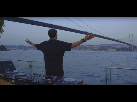 Serdar Ayyildiz Live from ISTANBUL( Organic & Ethno, Deep House Music)
