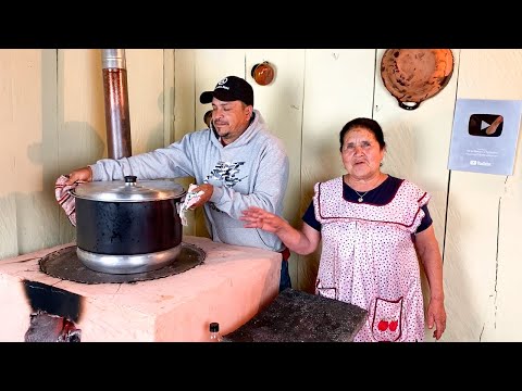 download lagu mp3 mp4 Tamales, download lagu Tamales gratis, unduh video klip Tamales