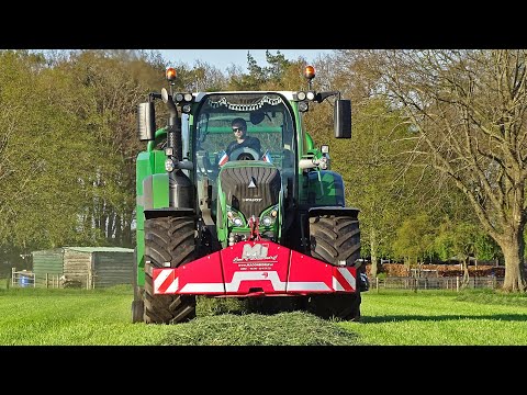 Pressing and Wrapping Bales | Fendt 720 + McHale | M. J. Loon- en Verhuurbedrijf | 2020