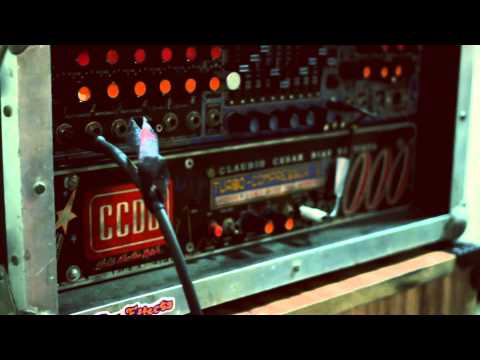 Chamada Rock s/ Dono - Jenni Sex