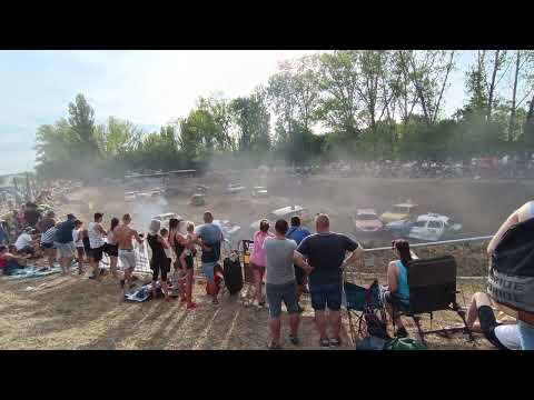 Roncsderby Hatvan 2022 Könnyű építésű autók ütközéses futam