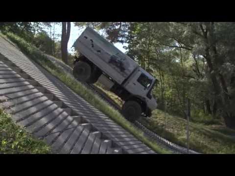 Mercedes-Benz Classic Insight - 2015 Unimog - U 5023 (Baureihe 437) | AutoMotoTV