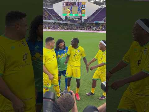 At least I can say that @ronaldinhogaucho made a cross for me! I had the best time #comedy