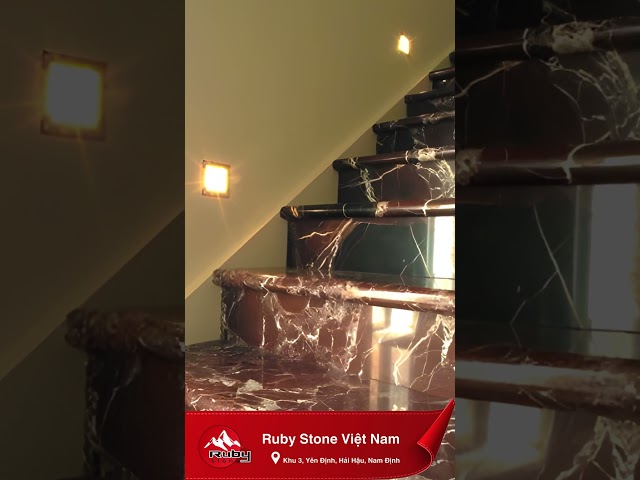 Ốp lát cầu thang đá tự nhiên, thẩm mĩ, bền bỉ với thời gian