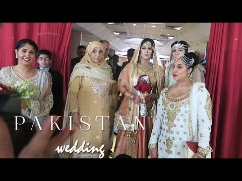 download lagu mp3 mp4 Pakistani Wedding Girls, download lagu Pakistani Wedding Girls gratis, unduh video klip Pakistani Wedding Girls