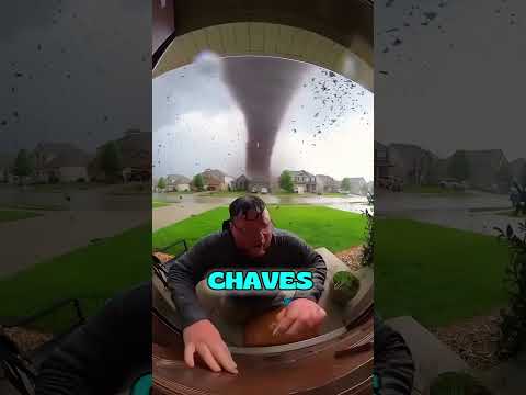 She locked the door and her son couldn't get in 🌪️