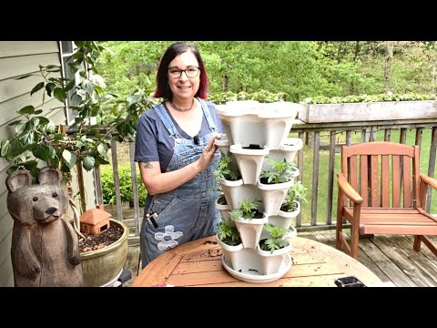 HOW TO USE A MR. STACKY OUTDOOR GARDEN PLANTER