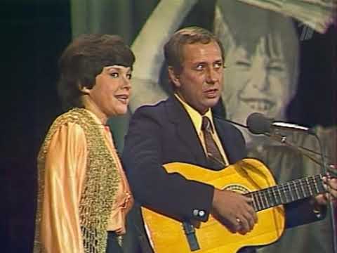 Людмила Черепанова и Владимир Качан в передаче "Вокруг смеха (1982)