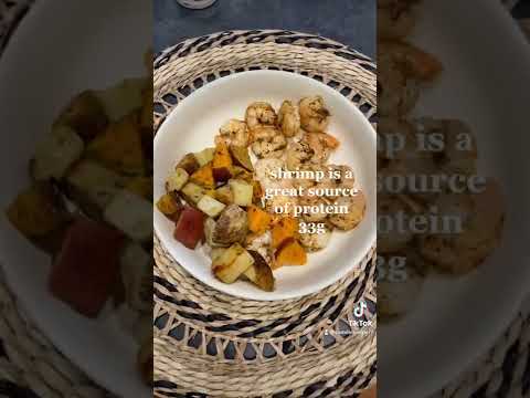 Shrimp has amazing macros! Add these to your diet for high protein low calorie🍤🥦🥔
