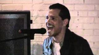 V 101.9: El Debarge Sings "Time Will Reveal" With Fan!