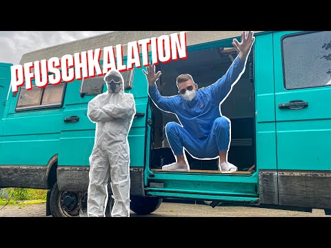 Everything must go! Massive damage to the motorhome