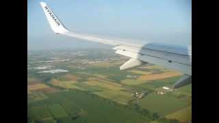 preview picture of video 'FR8411 BUD-BGY 05/JUN/2012 Landing Bergamo Orio Al Serio airport, rough bumpy Ryanair touchdown'