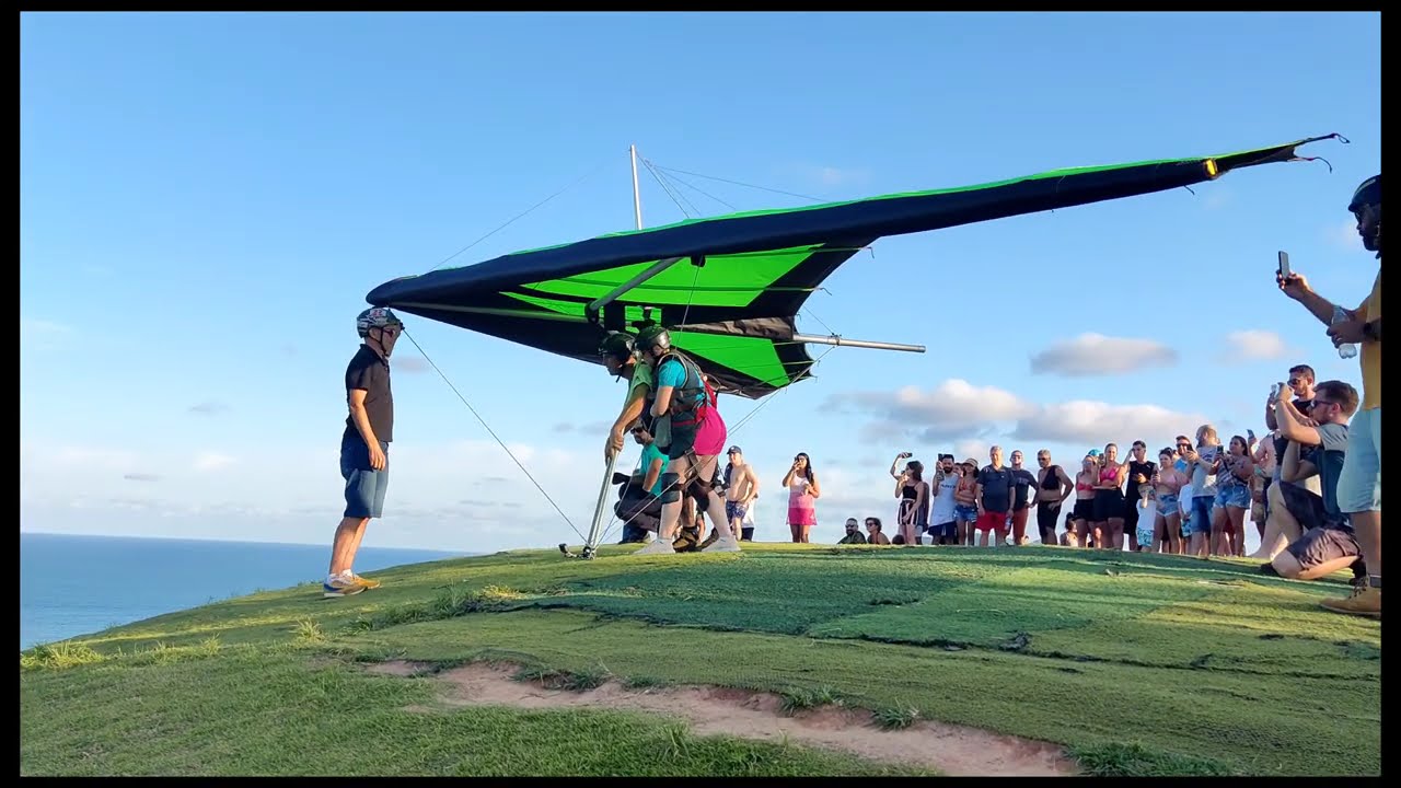 Vôo de Parapente e Asa Delta (BALNEÁRIO CAMBORIÚ SC.
