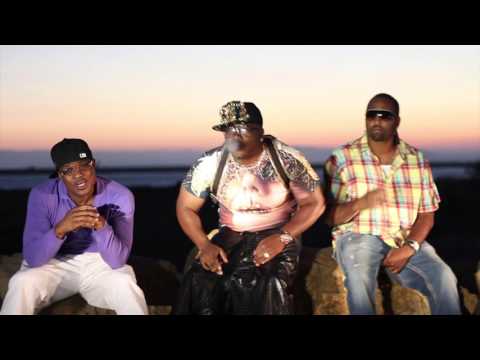 Iniko Getostar ft. Matt Blaque & Street Playas - New Money (Music Video) [Thizzler.com]