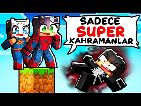 Süper Kahraman Şans Bloğunda Süper Kötüyüm! 😈 | Minecraft